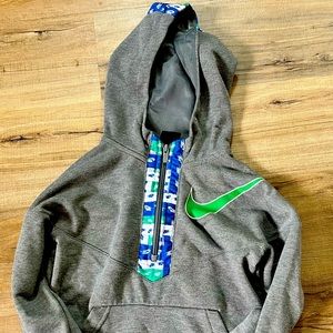 Nike Hoodie (YS)